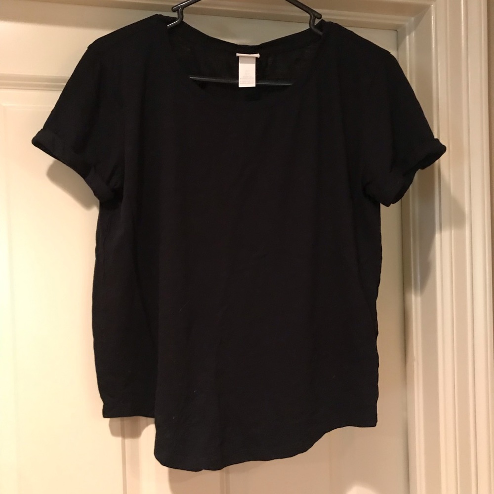 H&M black t-shirt